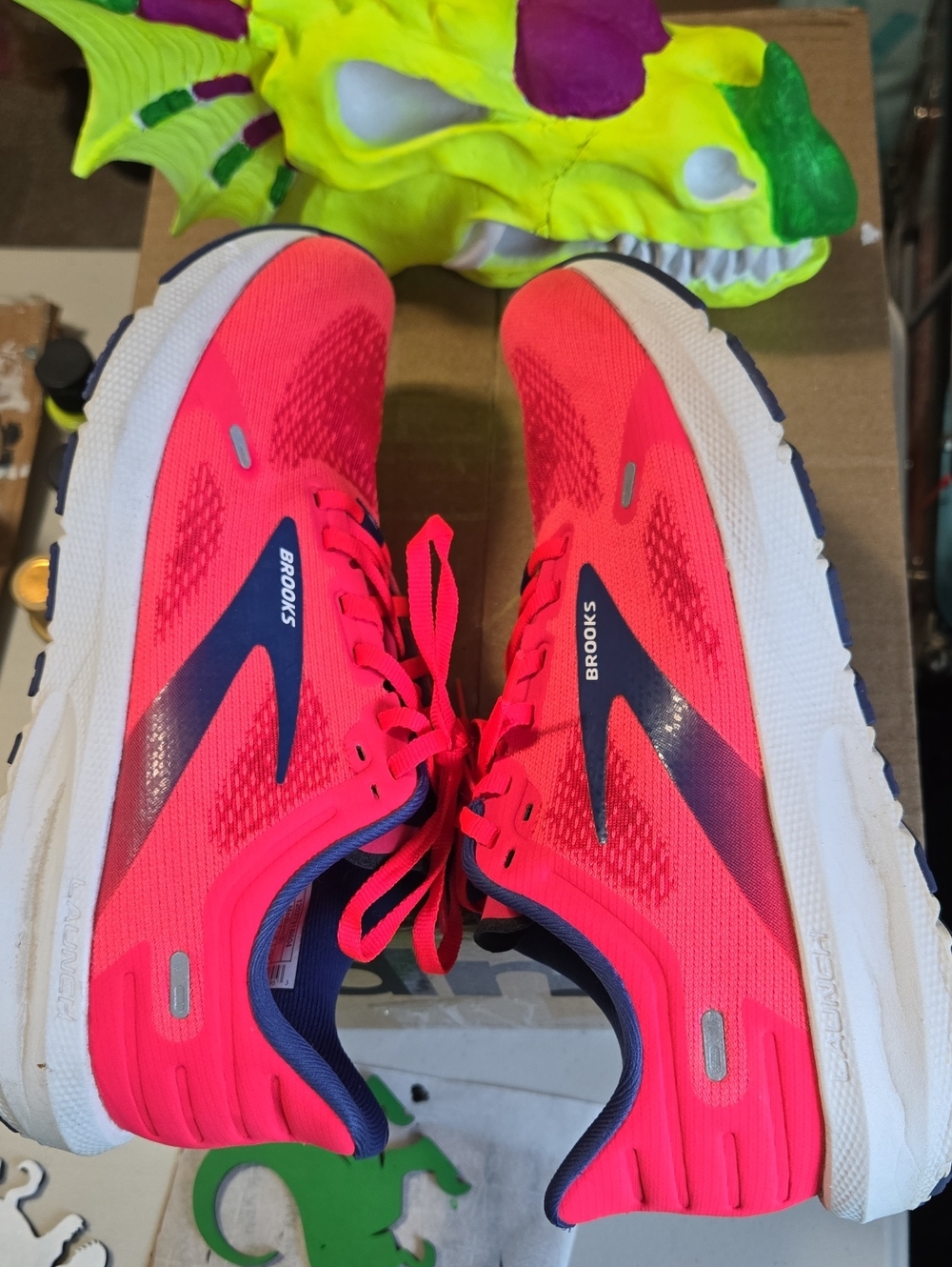 Brooks Launch 9 Neon Pink and Navy Running Sneakers - Picture 6 of 8